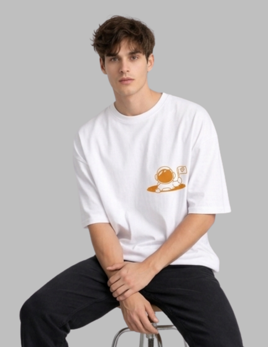 Person wearing a white t-shirt with a logo on a gray background